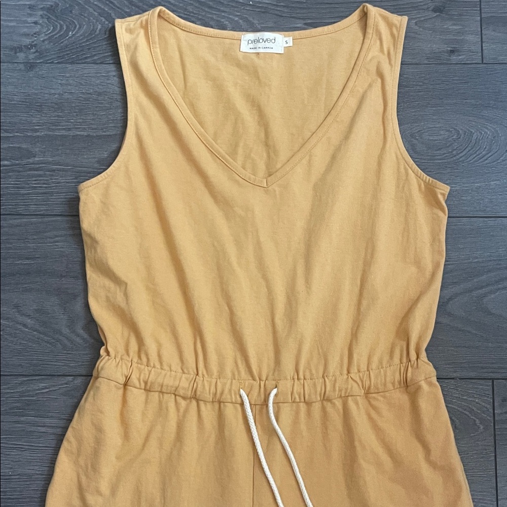 Preloved made in Canada Mustard Jumpsuit with Heart Detail - Picture 3 of 10